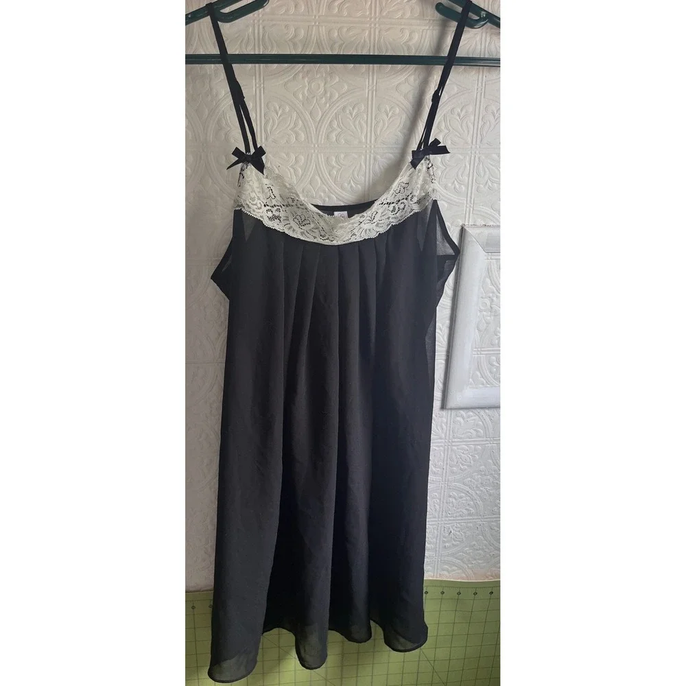 Gilligan & O'Malley black babydoll lingerie lace trim‎ bows size M sheer chiffon